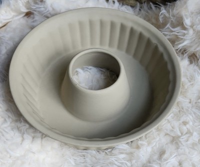 Vintage Pottery Pie Plate And Cake Pan