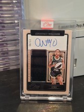 Panini One and One Courtney Williams Minnesota Lynx Jersey Autographs /99