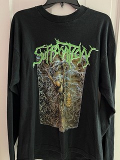 Camisa de manga larga XL Suffocation perforada desde dentro