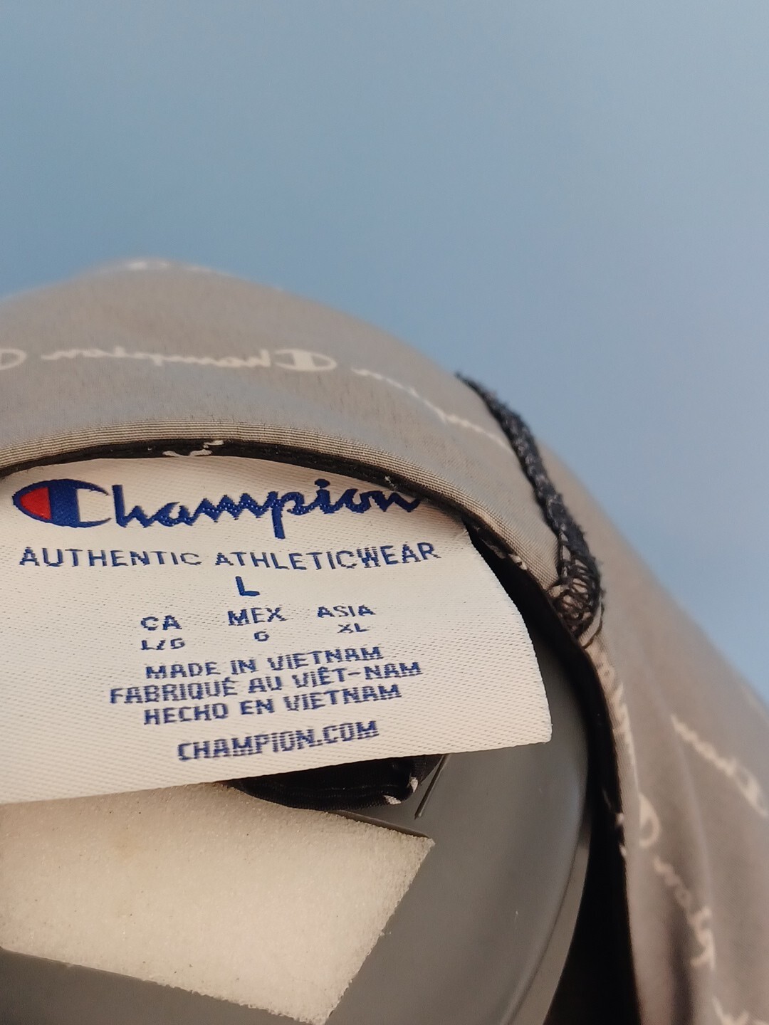 Champion Solid Script Jacket Pull-Over Wind Break… - image 9