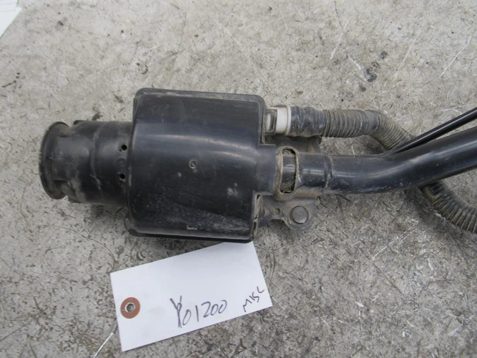 2013 2015 Lexus Es300H ES350 ES fuel gas tank filler neck tube pipe hose OEM Foto 4 de 4