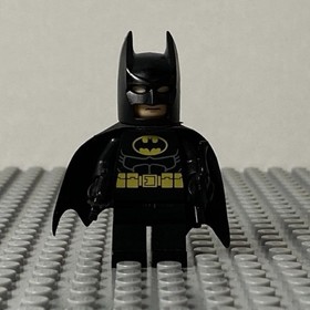 LEGO DC SUPER HEROES Batman 6864 Batmobile and the Two-Face Chase 100% COMPLETE