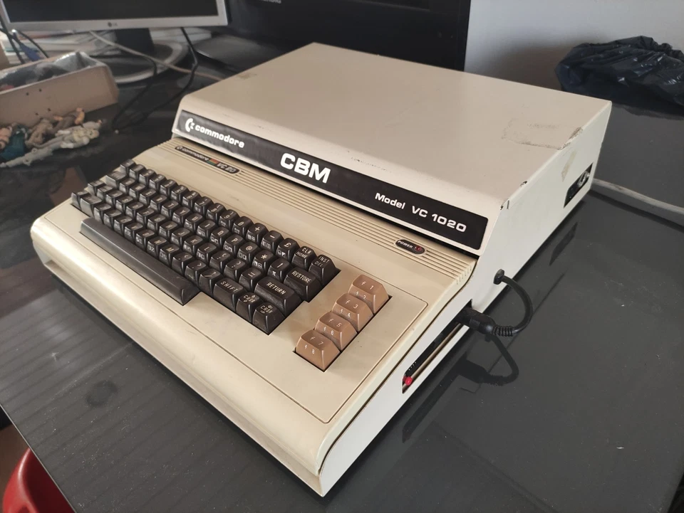 Commodore VC 1020 + VC20 selten retro vintage 8bit - Bild 2 von 4