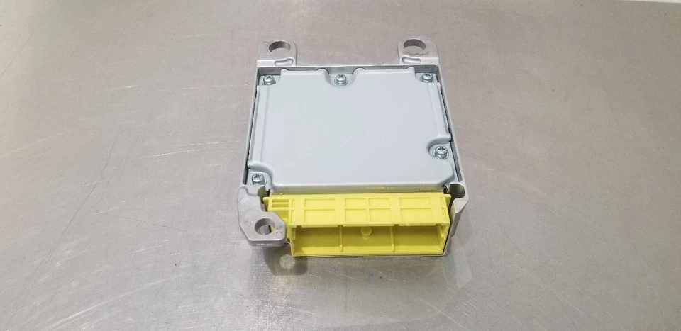 15 LEXUS RC F SPORT SRS CONTROL MODULE 8917024130 - Imagen 4 de 4