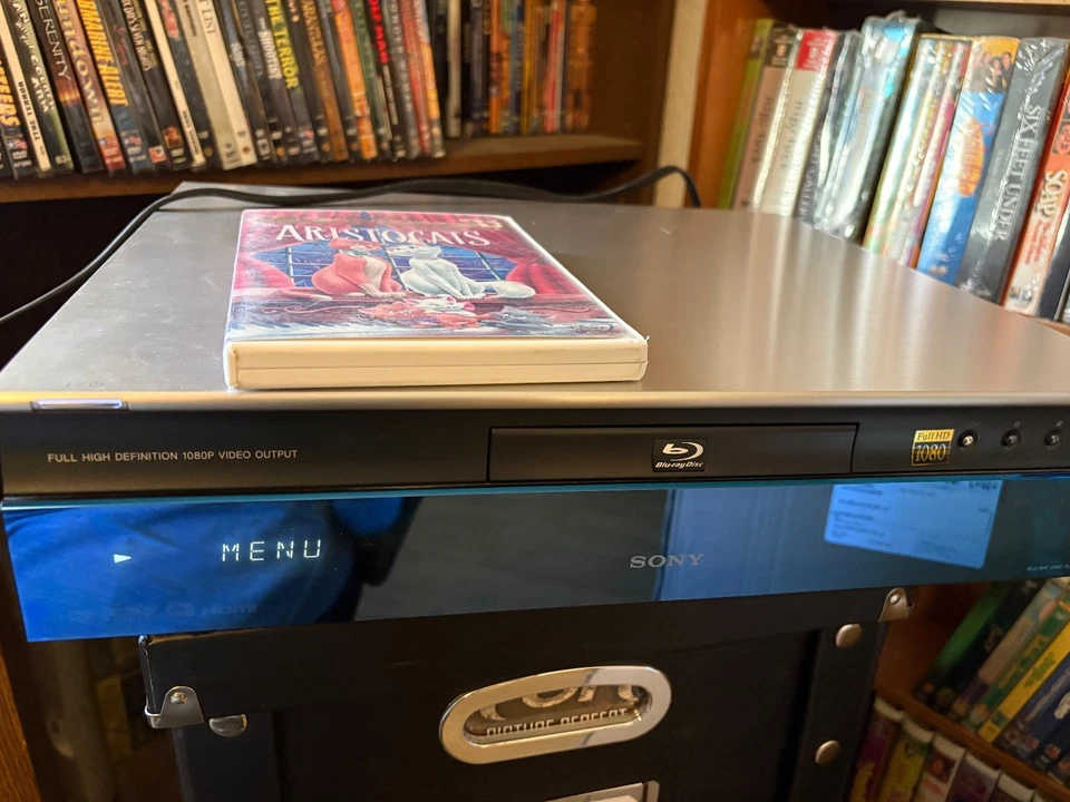 Reproductor Blu-ray Sony BDP-S1 - Sin control remoto Foto 4 de 4