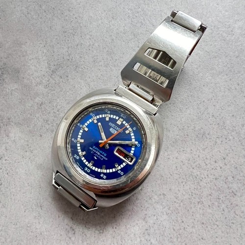 Orologio Vintage Seiko 5 Sports 7019-7050 Quadrante Blu Data Giorno Automatico dal Giappone - Foto 2 di 10