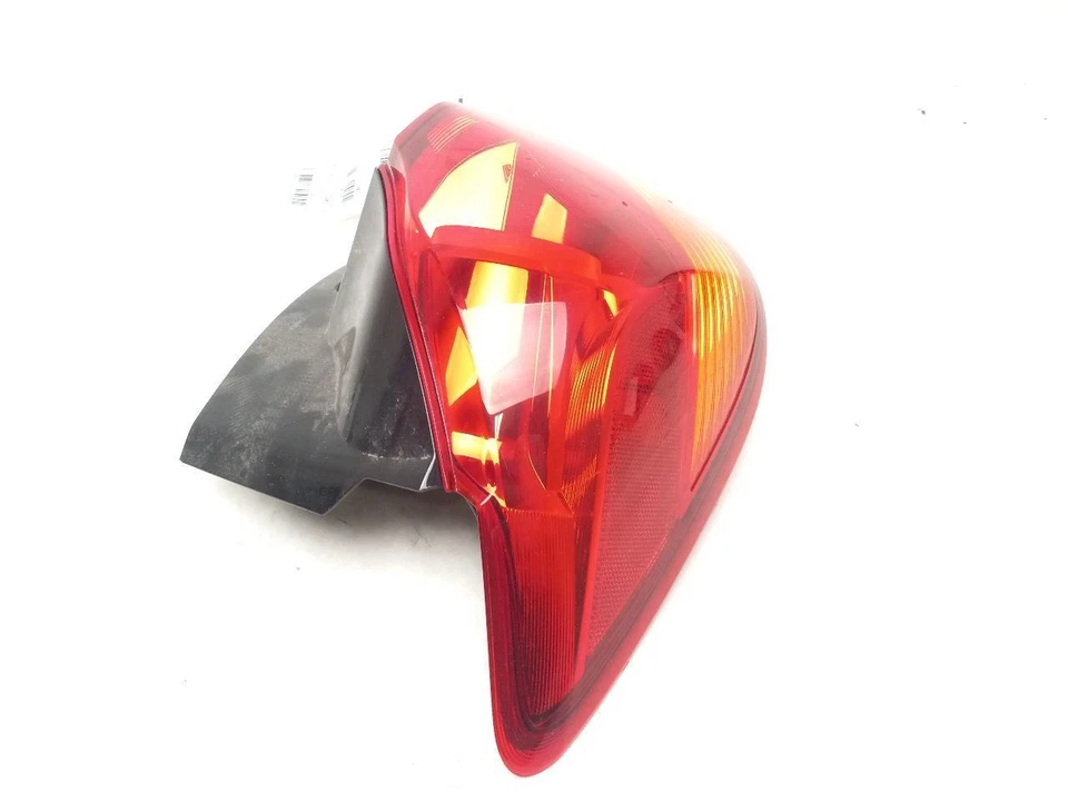 LÁMPARA TRASERA DEL CONDUCTOR MONTADA EN CUARTO para MITSUBISHI OUTLANDER 2011-2019 Foto 3 de 4