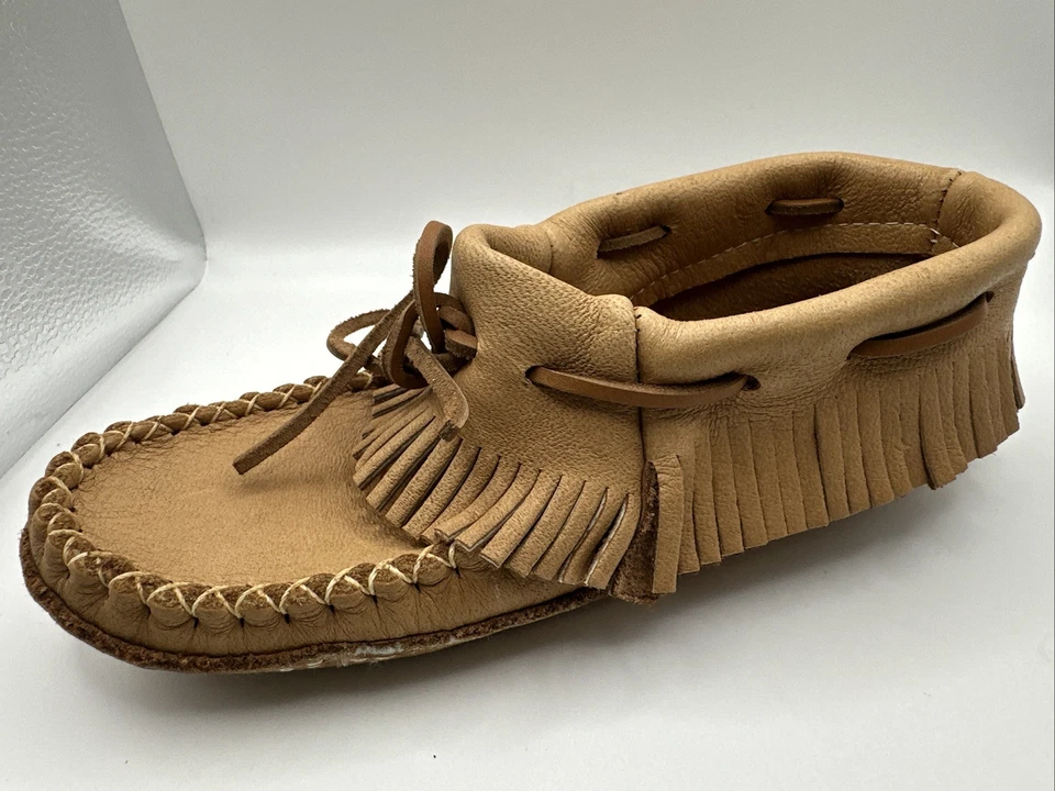 Handmade Leather Moccasins Size 9 Tan Soft Sole Fringe Shoes - Image 4 of 4