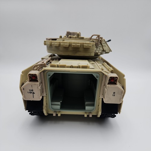 2007 Unimax Toys Bravo Team M3A2 Bradley Desert Camo READ - Picture 9 of 14