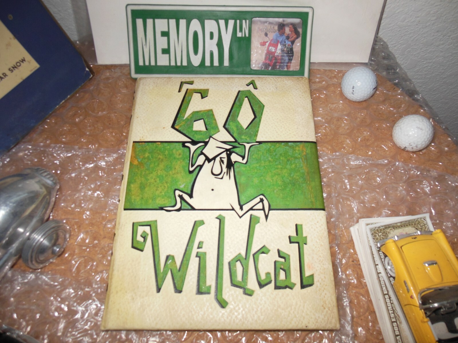 Picture 1 of 1
