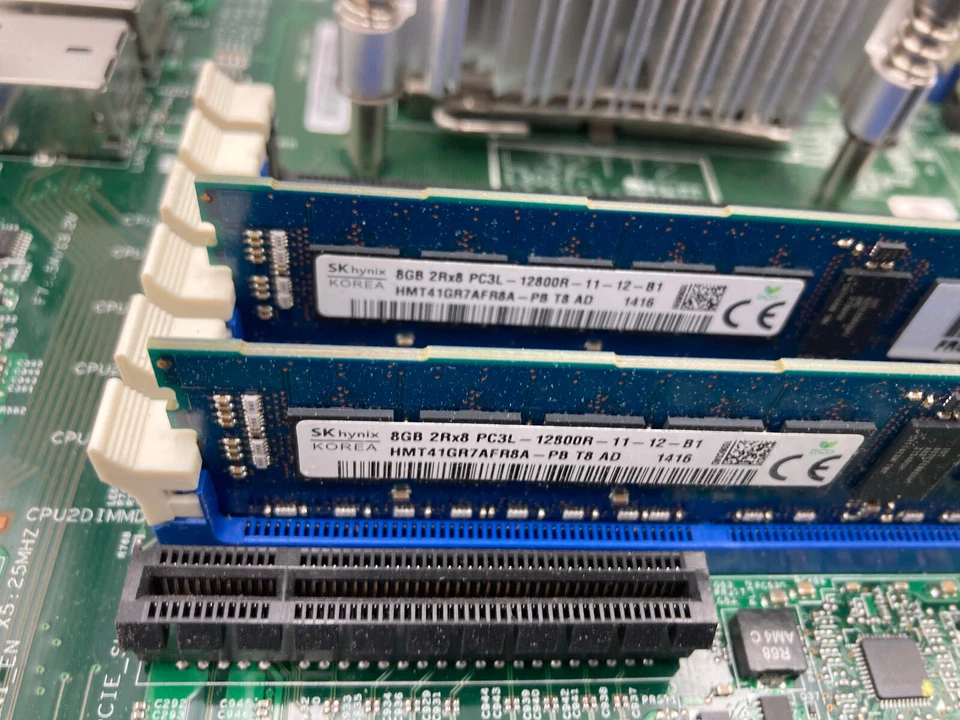 Lenovo ThinkServer TD340 Server Motherboard Dual-Intel LGA1356 DDR3 FRU 00FC121 - Image 2 of 4