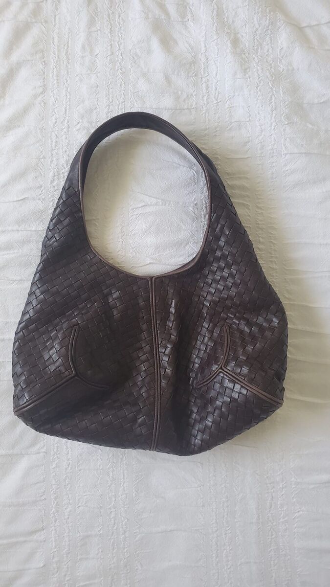 Bottega Veneta Intrecciato Hobo Bag Medium size BrownLeather Bottega Veneta Intrecciato Hobo Bag Medium size BrownLeather