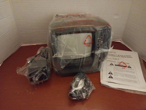 GPX Portable 5” Black & White 3 Way Power Television TV & Radio TVP7 New Read - Picture 2 of 11