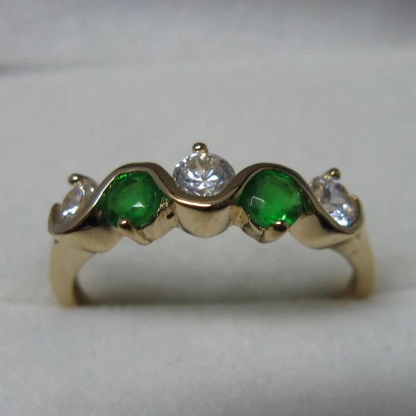 Dolly-Bijoux Alliance Vague T60 Demi-Rail d'Emeraude Cz 5mm Plaqué Or 18K