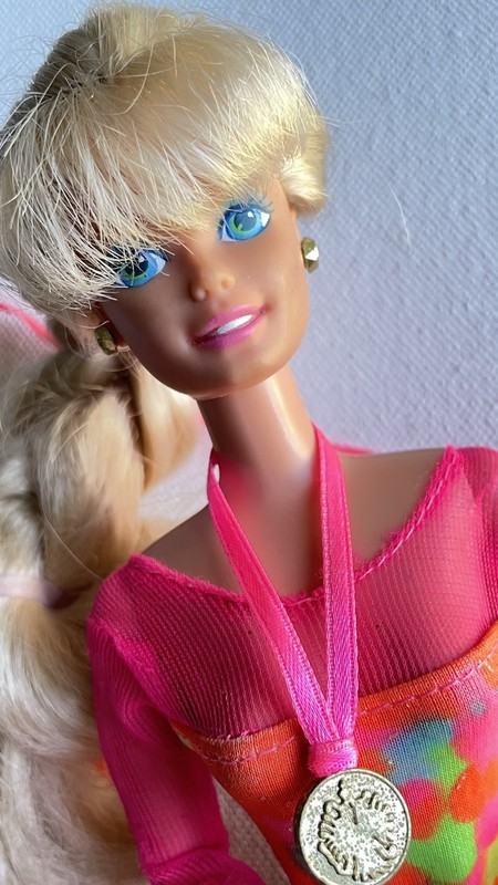 VINTAGE 1993 GYMNAST BARBIE #12127 with BEND & MOVE BODY - Fully Articulated EXC
