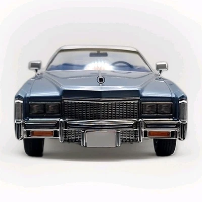 1:18 MCG Cadillac Eldorado Convertible lightblue-metallic