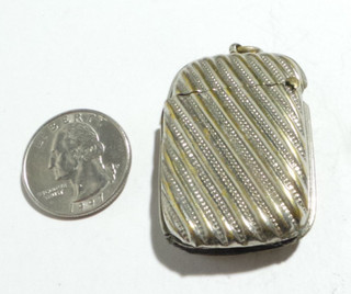 VINTAGE MATCH SAFE VESTA CASE 48.7 X 31.8 X 11.7 MM – 16.8 G ANTIQUE COLLECTABLE