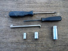 Lot Of Snap On And Mac Tools Screwdrivers Sockets