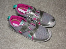 NEW PLAE YOUTH GIRLS HEMATITE SILVER SPARKLE SNEAKERS SZ 3