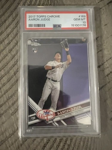 2017 Topps Chrome PSA 10 Aaron Judge #169 Catching (RC)