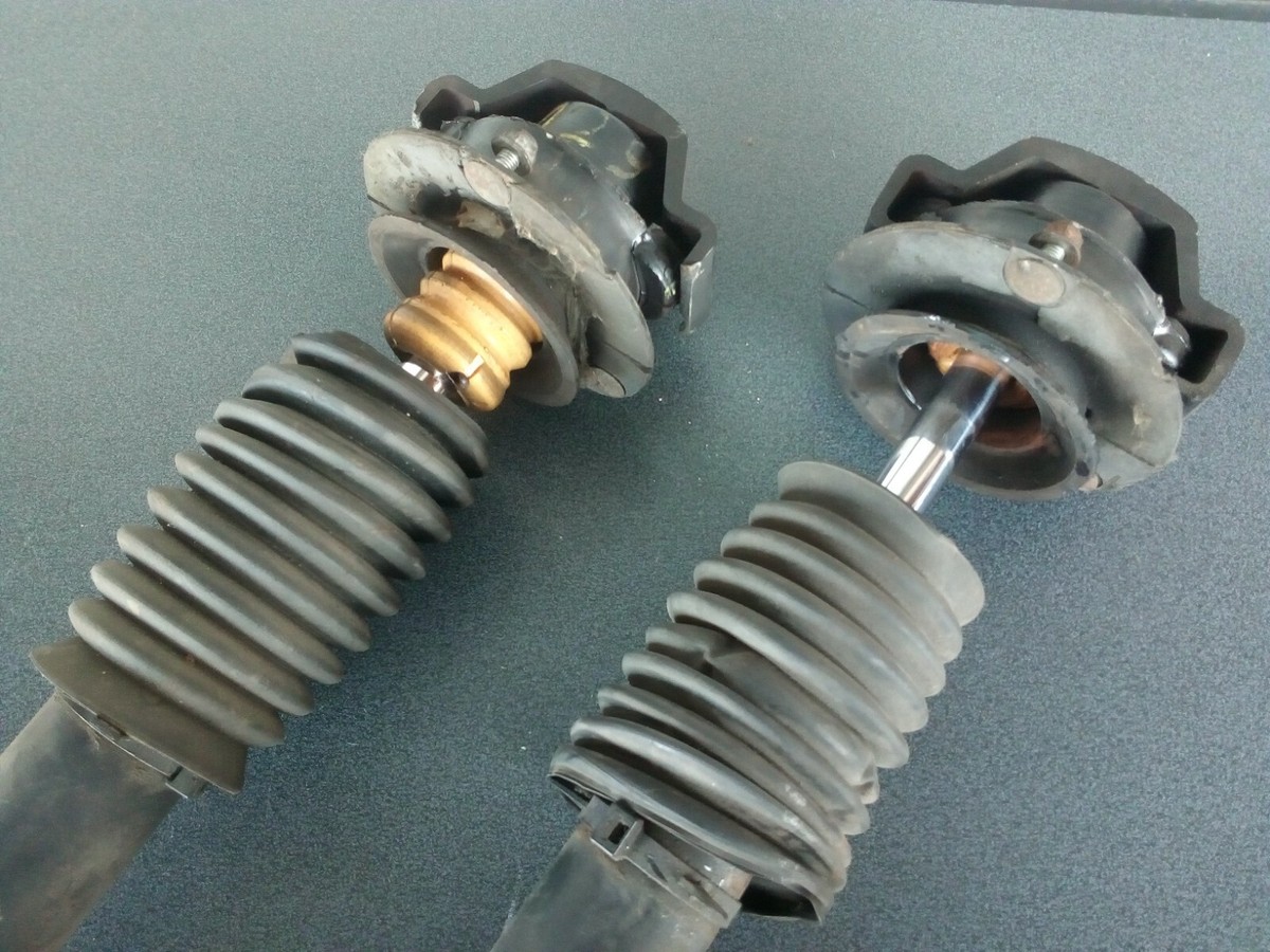 Mercedes W129 R129 SL Stoßdämpfer Federbein Vorne 1293201430 | eBay