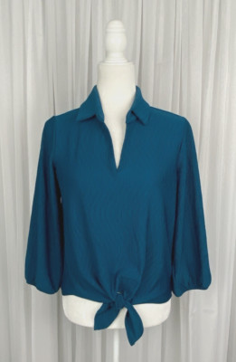 Kim & Cami Sz S Blue Wavy Texture 3/4 Sleeve Tie Front Collared Knit Top