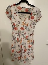 Zara floral v neck midi dress