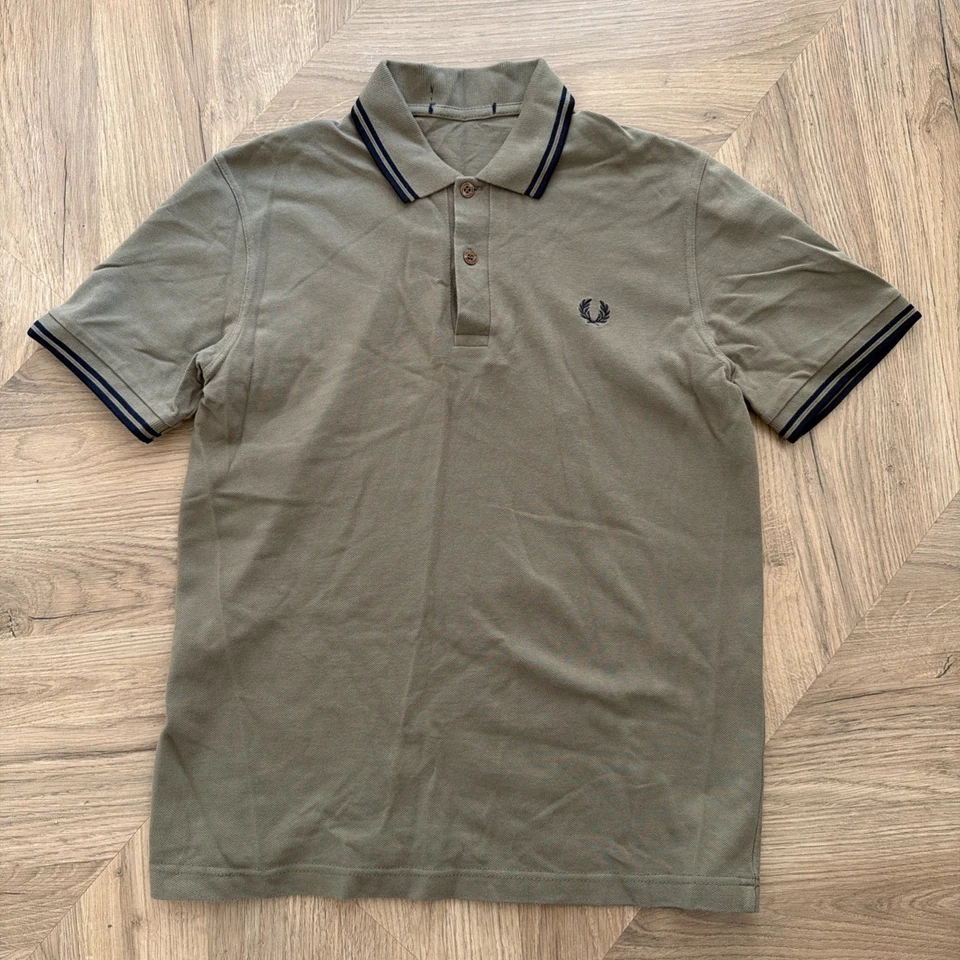 Fred Perry M12, photo 1 of 5