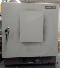 VWR Scientific 1305U Gravity Convection Oven 0901397