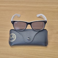 Rare Ray-ban Rb2140 901 Wayfarer Black White Bi-layer 50-22 Italy 7-barrel Hinge Rare Ray-ban Rb2140 901 Wayfarer Black White Bi-layer 50-22 Italy 7-barrel Hinge