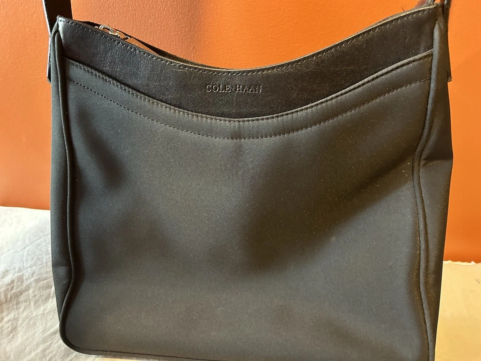 Bolsa feminina Cole Haan - Imagem 2 de 4