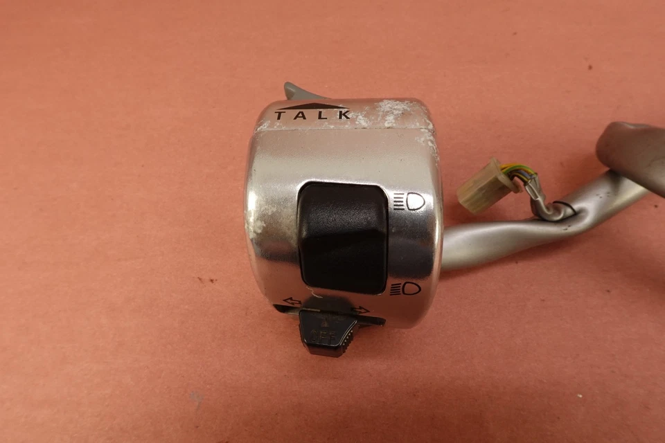 Interruptor de control izquierdo 99-13 YAMAHA XVZ 1300 TF XVZ1300 VENTURE ROYAL STAR Foto 2 de 4