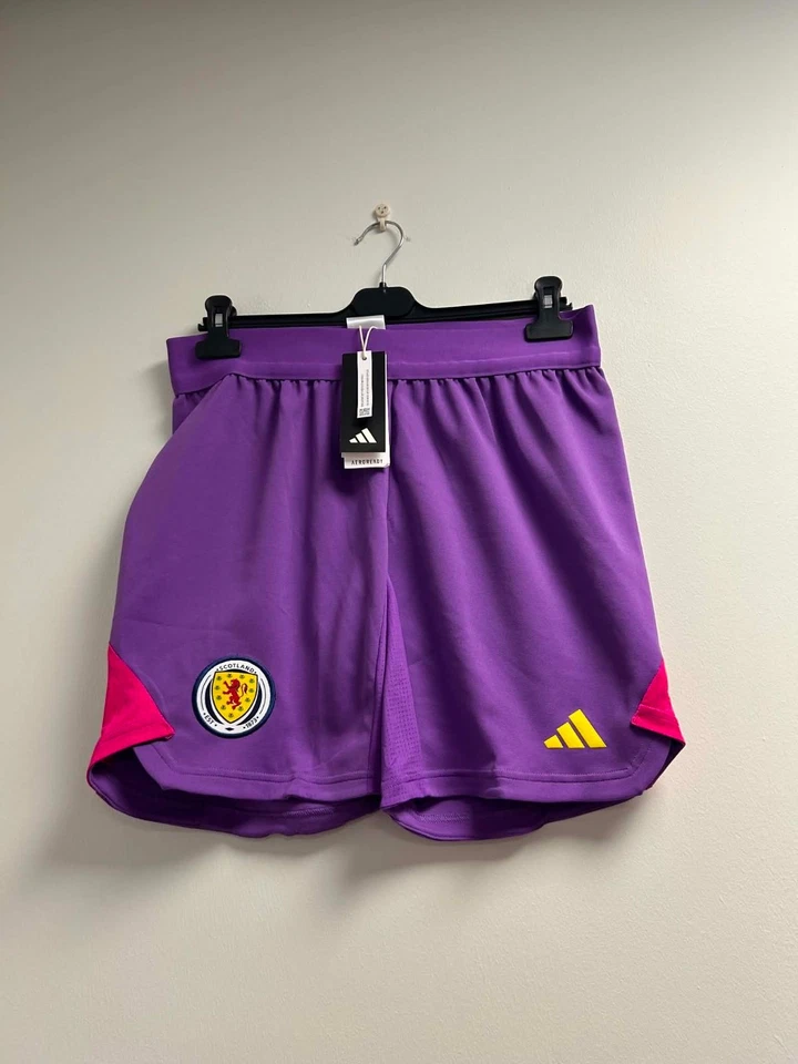 Scotland Pantalones Cortos De Portera Mujer 2023-2024 adidas (BNWT) M Morado - Imagen 1 de 1