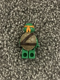 LEGO Teenage Mutant Ninja Turtles Michelangelo Jumpsuit from set 79120
