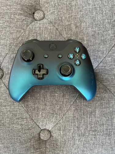 Microsoft Xbox One Wireless Controller (Model 1708) Ocean Shadow - Tested - Picture 1 of 2