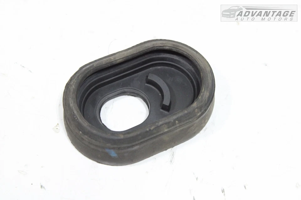 Nissan Sentra 2020-2022 tracción delantera 2,0 L barra de cambios junta de sello inferior OEM Foto 2 de 4