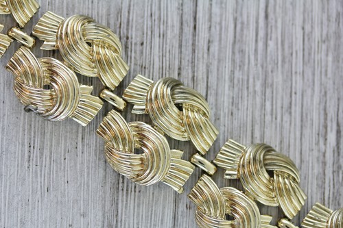 VINTAGE CORO GOLD LINK BRACELET BIG 