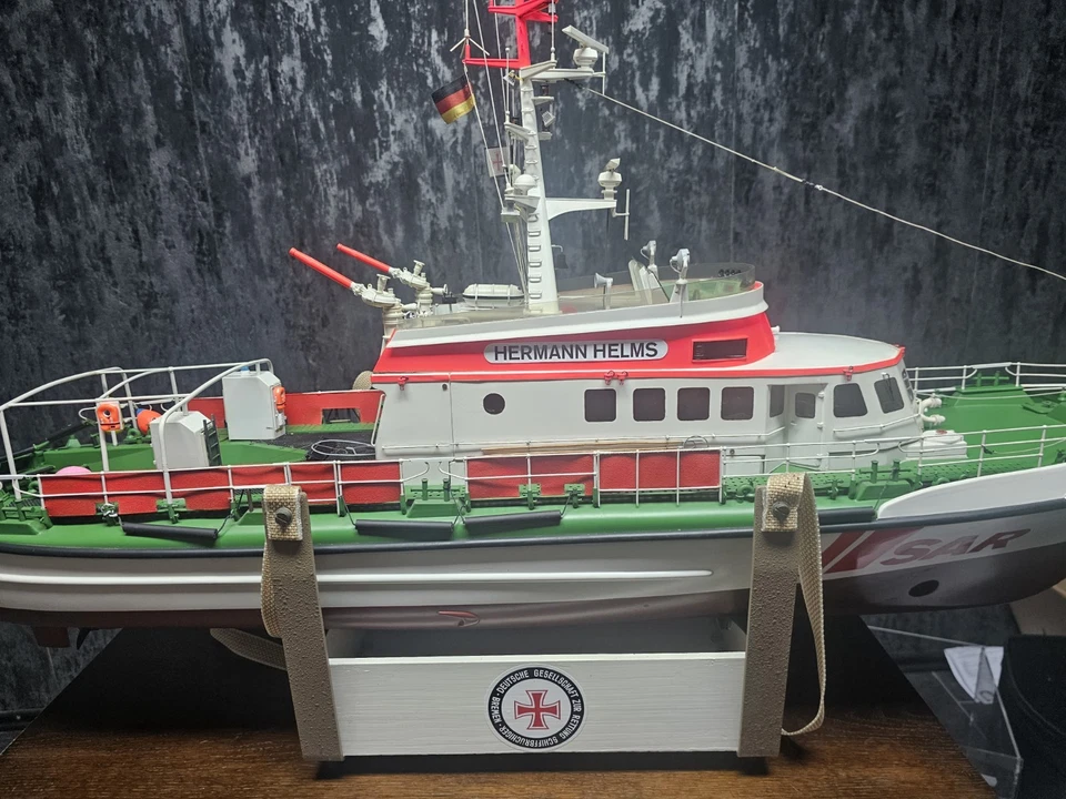 Robbe Berlin Seenotrettungskreuzer DGzRS - Bild 2 von 4