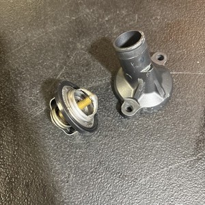 2024 Yamaha MT-07 MT07 Thermostat with Cover Housing