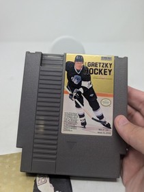 Wayne Gretzky Hockey - NES Nintendo - Game Box And Manual - Tested