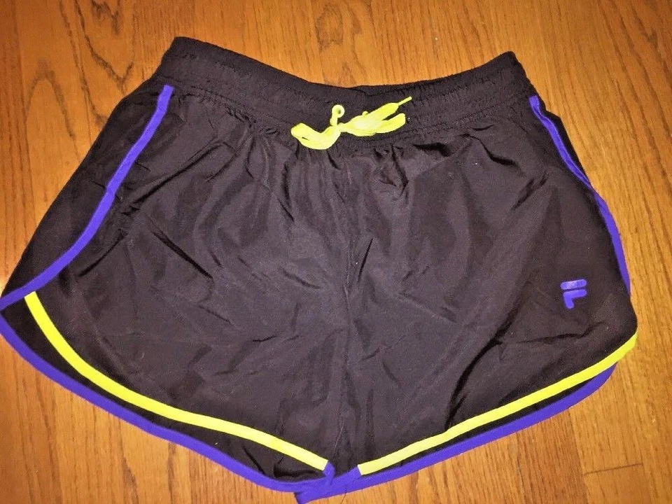 Pantalones Cortos Deportivos FILA Para Mujer Nylon Correr Caminar Ciclismo Yoga Atléticos ¡Talla M! Foto 2 de 4