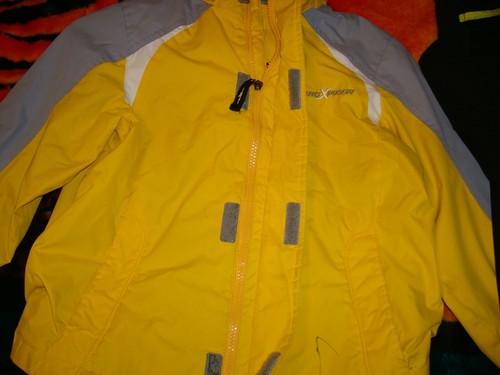 2 Youth Boy Size 6/7 Jackets XPedition Black and one Yellow size 7 Zero Xposur - Picture 6 of 7