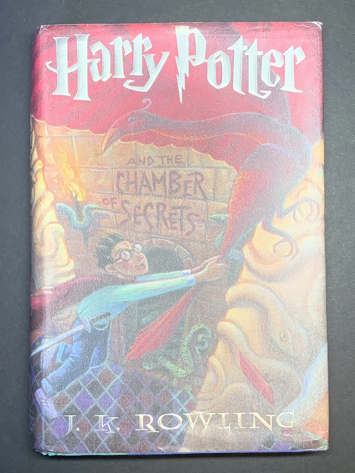 RARE MISPRINT & TYPO - 1st Edition: Harry Potter & the Chamber of Secrets - Image 3 of 4