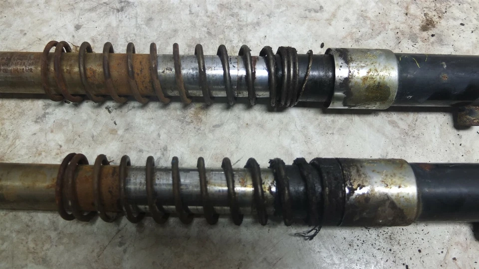 65 tubos de amortecedores dianteiros Yamaha YJ2 YJ 2 Campus 60 - Imagem 3 de 4