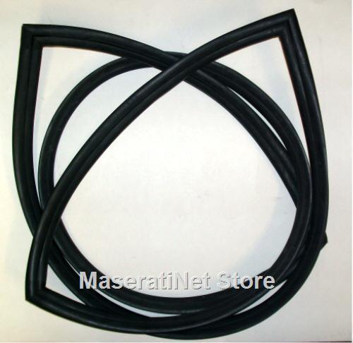MASERATI INDY SERIES 2 FRONT WINDSCREEN RUBBER WINDSHIELD GASKET SEAL 116.500