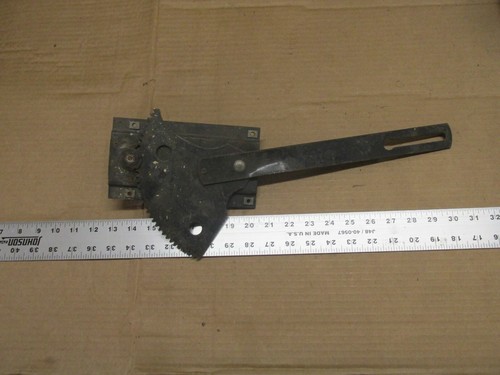 1940 -48 PLYMOUTH DELUXE COACH COUPE DRIVER SIDE FRONT WINDOW REGULATOR P29 - Picture 2 of 2
