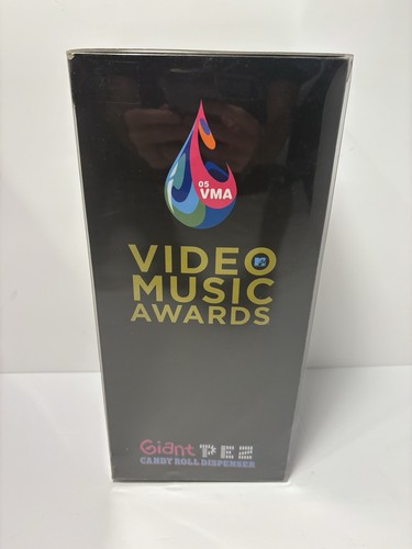 2005 VMA MTV Moonman Pez Dispenser - Rare PINK Version - NEW - - Picture 3 of 6