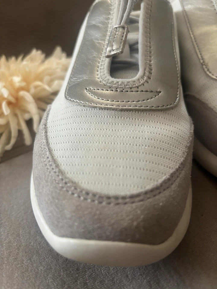 Scarpe GEOX  Originali ARGENTO E Ghiaccio DONNA TAG SIZE 37 Utilizzata 2 Volte - Immagine 3 di 4