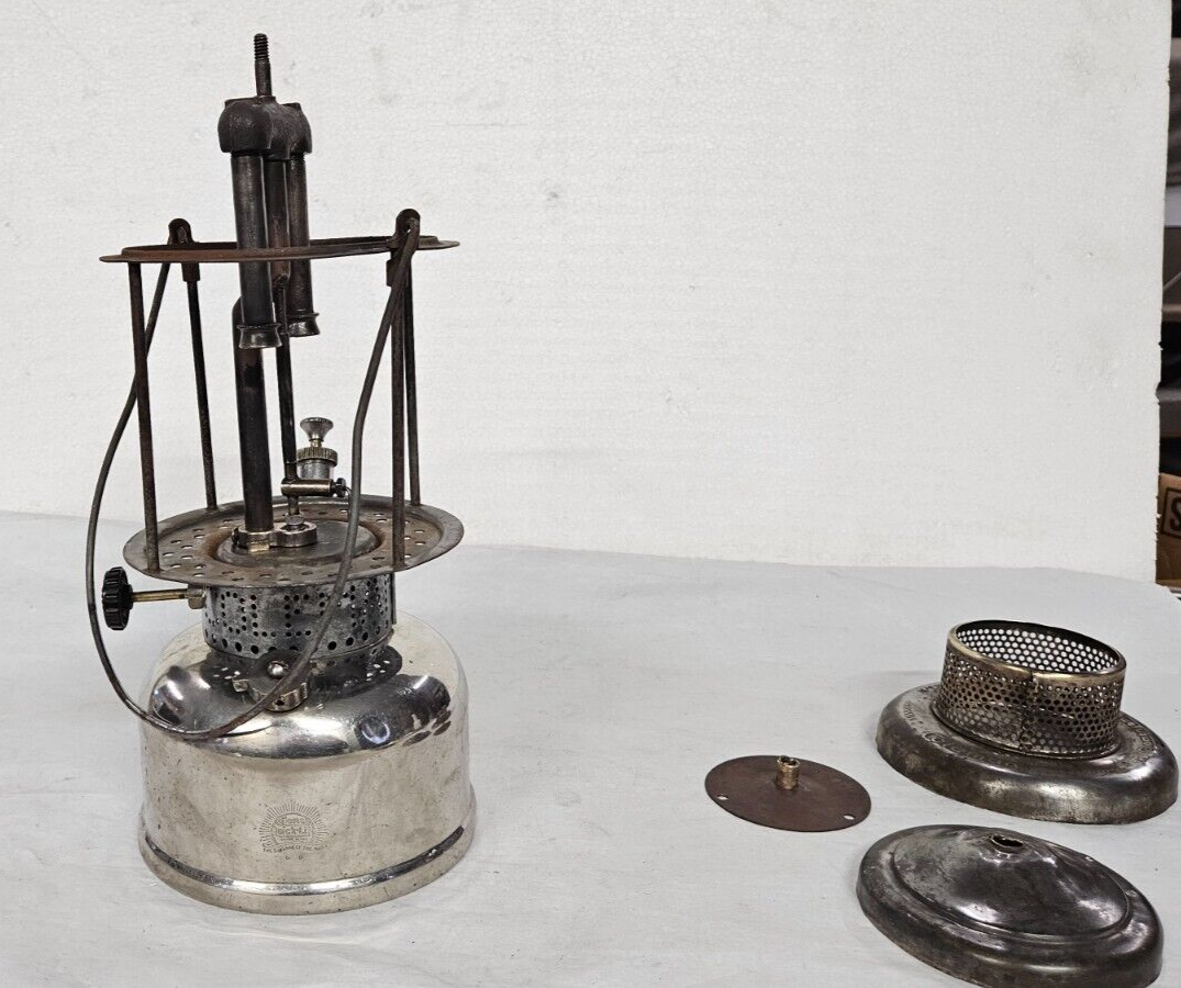 Vintage 1926 Coleman Quicklite Quick Lite Gas Lantern Parts or
