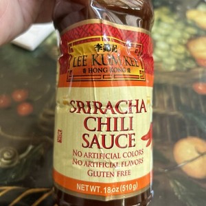 Lee Kum Kee Sriracha Chili Sauce - NEW UNOPENED